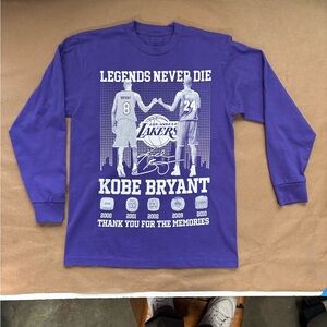 Kobe Bryant memorial long sleeve T-shirt, like new unworn condition